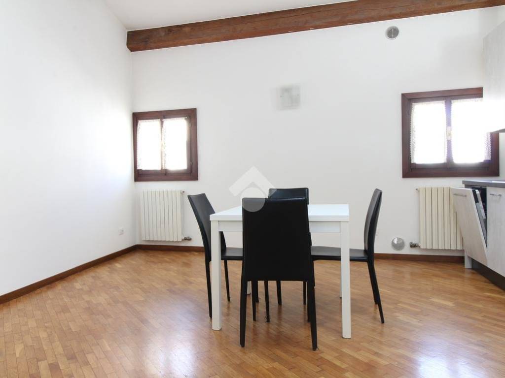 appartamento in affitto a Vicenza in zona Centro Storico