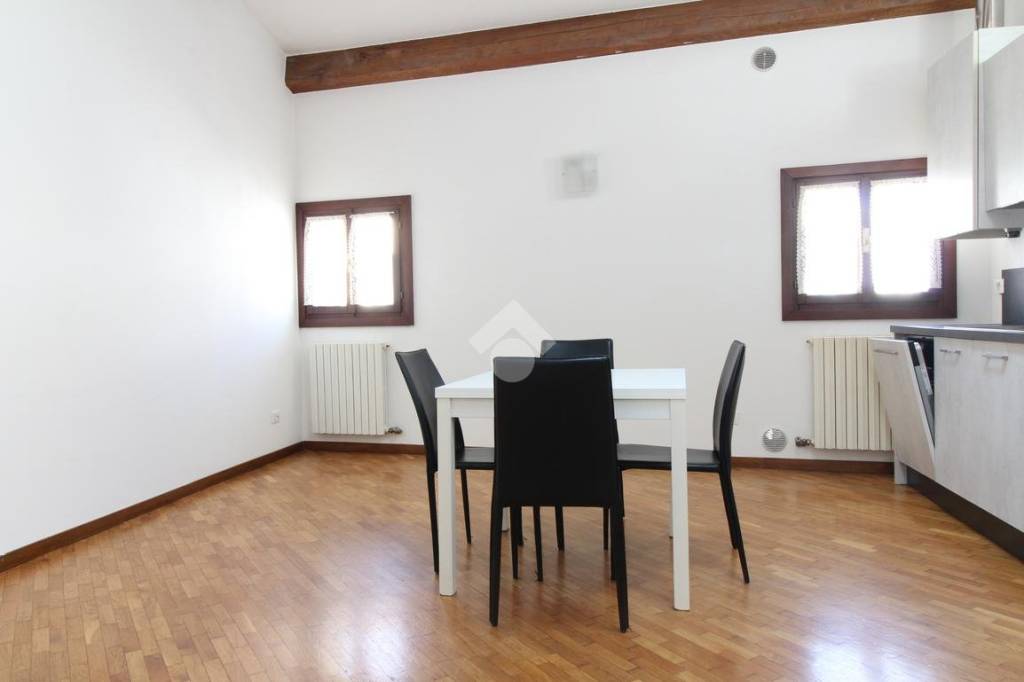 appartamento in affitto a Vicenza in zona San Bortolo/San Paolo