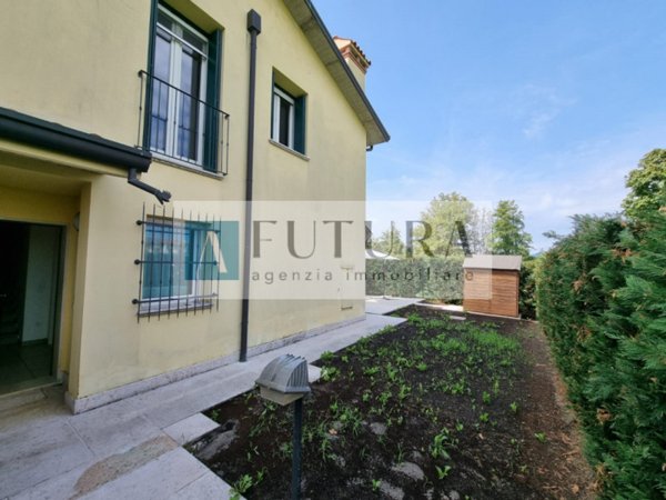 casa indipendente in affitto a Vicenza