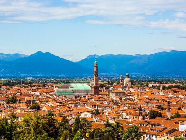 ufficio in affitto a Vicenza in zona Centro Storico