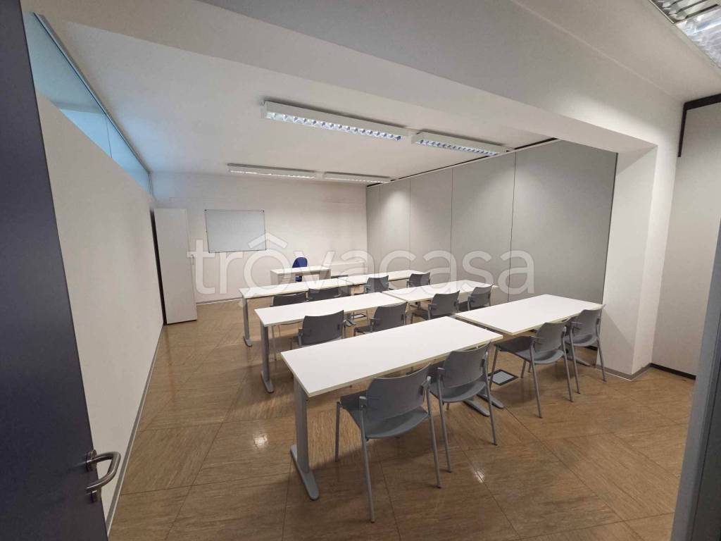 ufficio in affitto a Vicenza in zona Ferrovieri