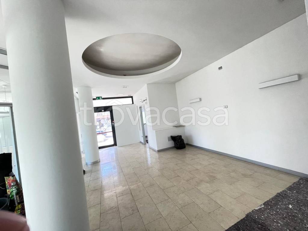 negozio in affitto a Vicenza in zona Anconetta