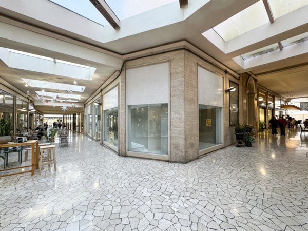 negozio in affitto a Vicenza in zona Centro Storico