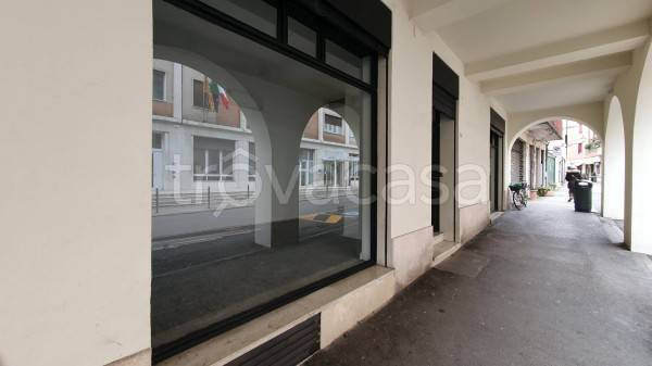 negozio in affitto a Vicenza in zona Centro Storico