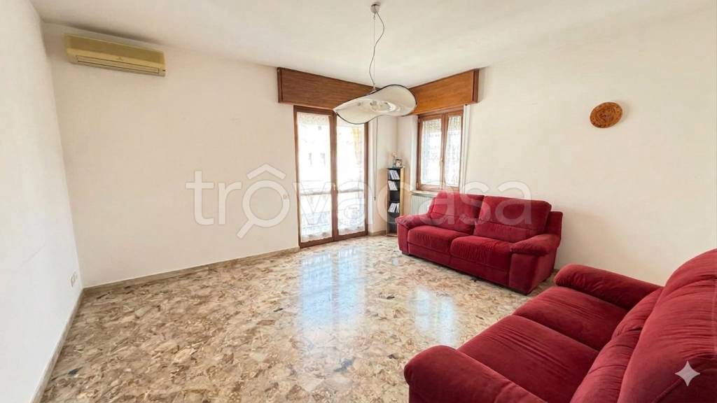 appartamento in affitto a Vicenza in zona San Bortolo/San Paolo