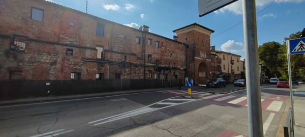 locale commerciale in affitto a Vicenza in zona Centro Storico