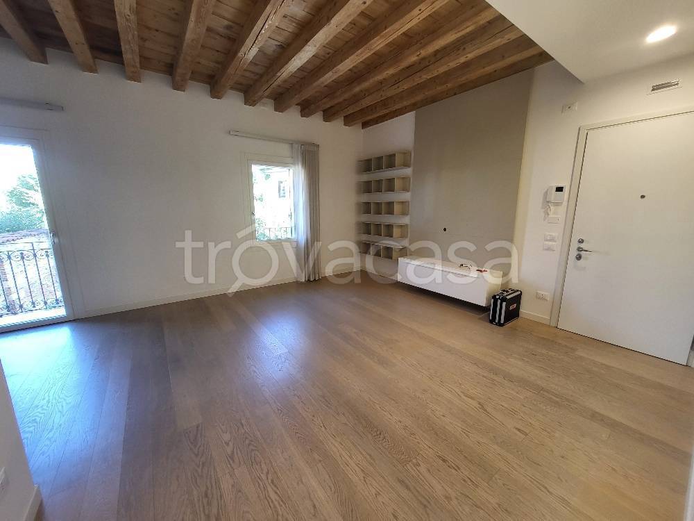 appartamento in affitto a Vicenza in zona Centro Storico