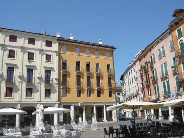 appartamento in affitto a Vicenza in zona Centro Storico