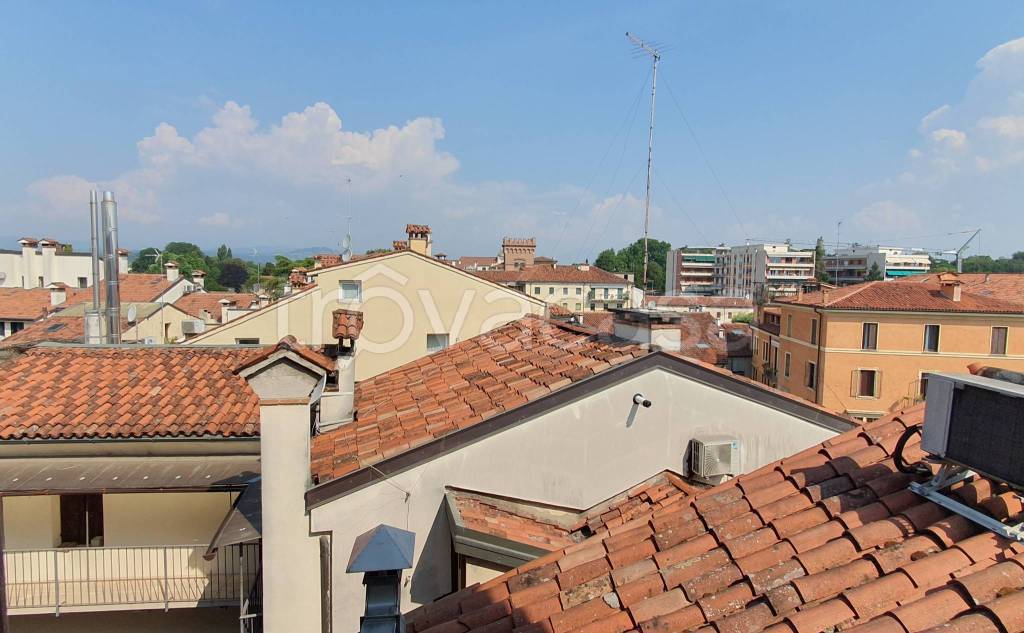 appartamento in affitto a Vicenza in zona Centro Storico