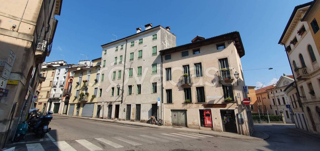 appartamento in affitto a Vicenza in zona Centro Storico