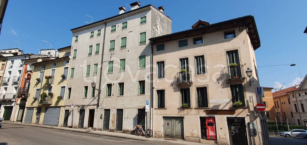 appartamento in affitto a Vicenza in zona Centro Storico