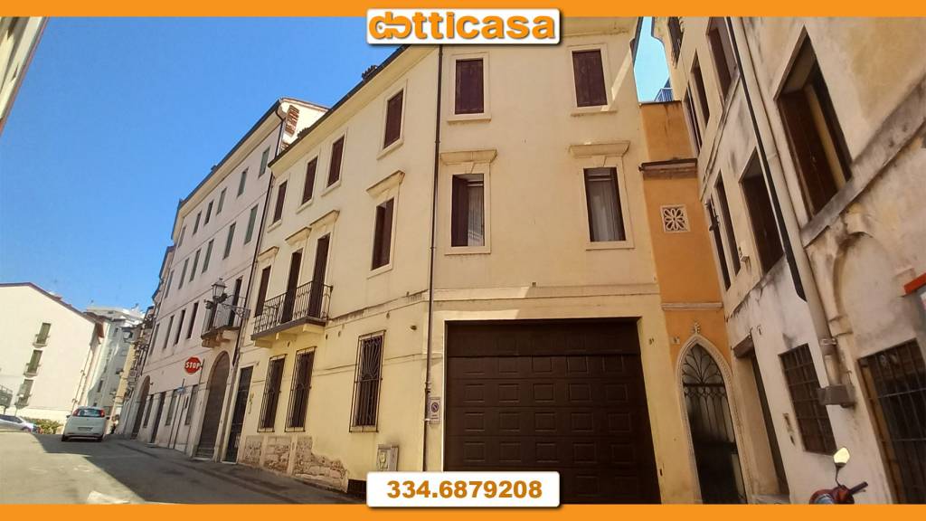 appartamento in affitto a Vicenza in zona Centro Storico