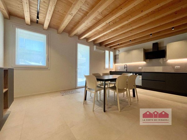 casa indipendente in affitto a Vicenza in zona Borgo Berga