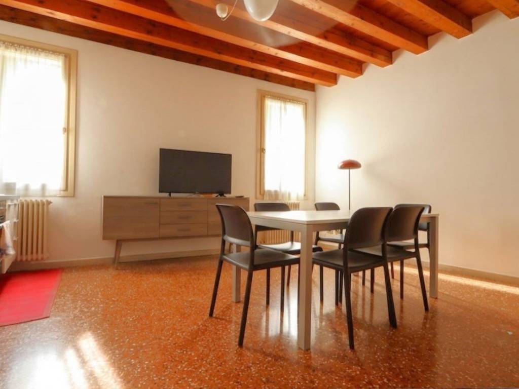 appartamento in affitto a Vicenza in zona Centro Storico