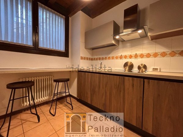 casa indipendente in affitto a Vicenza in zona Monte Berico