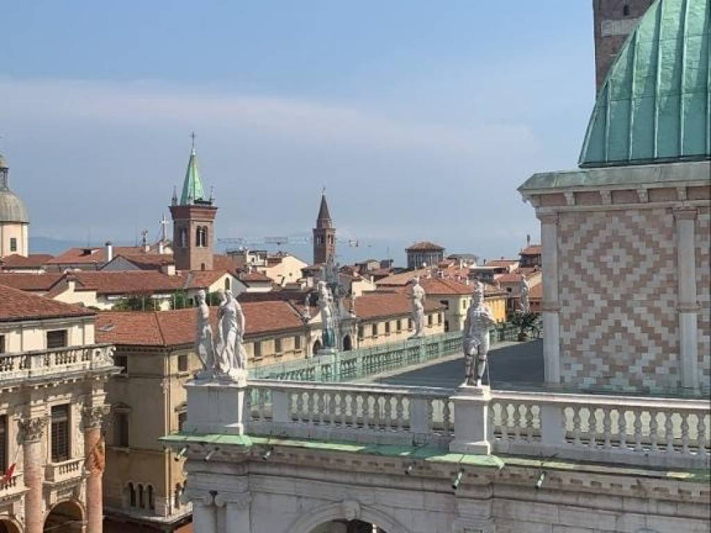 appartamento in affitto a Vicenza in zona Centro Storico