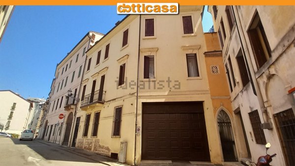 appartamento in affitto a Vicenza in zona Centro Storico