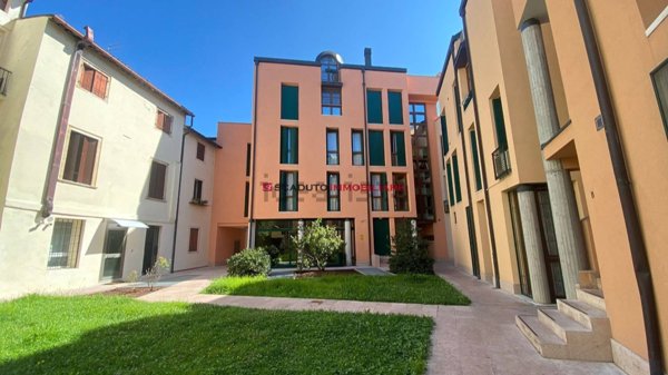 appartamento in affitto a Vicenza in zona Centro Storico