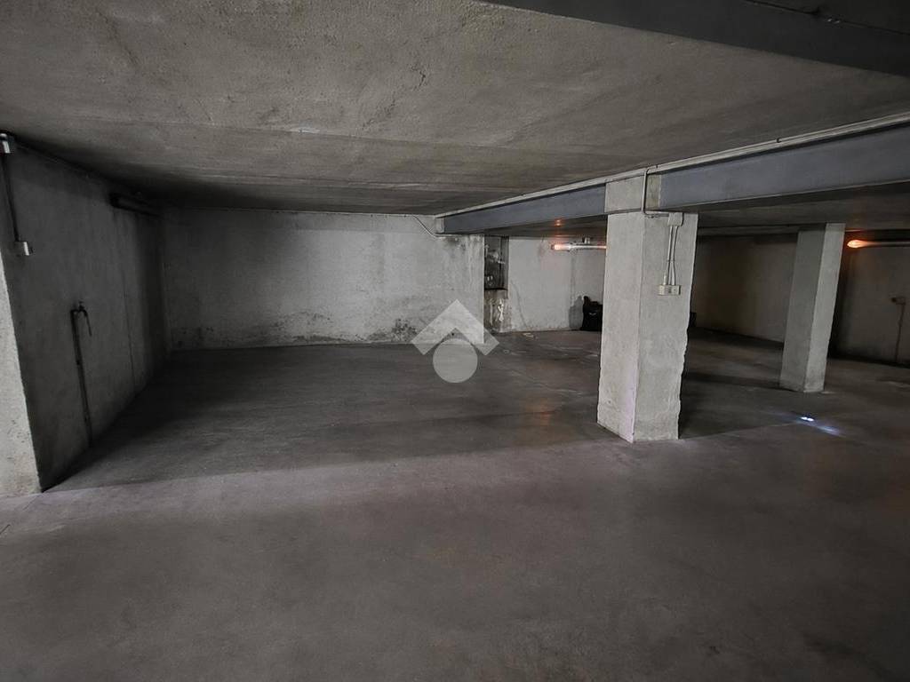box auto in affitto a Vicenza in zona Borgo Berga