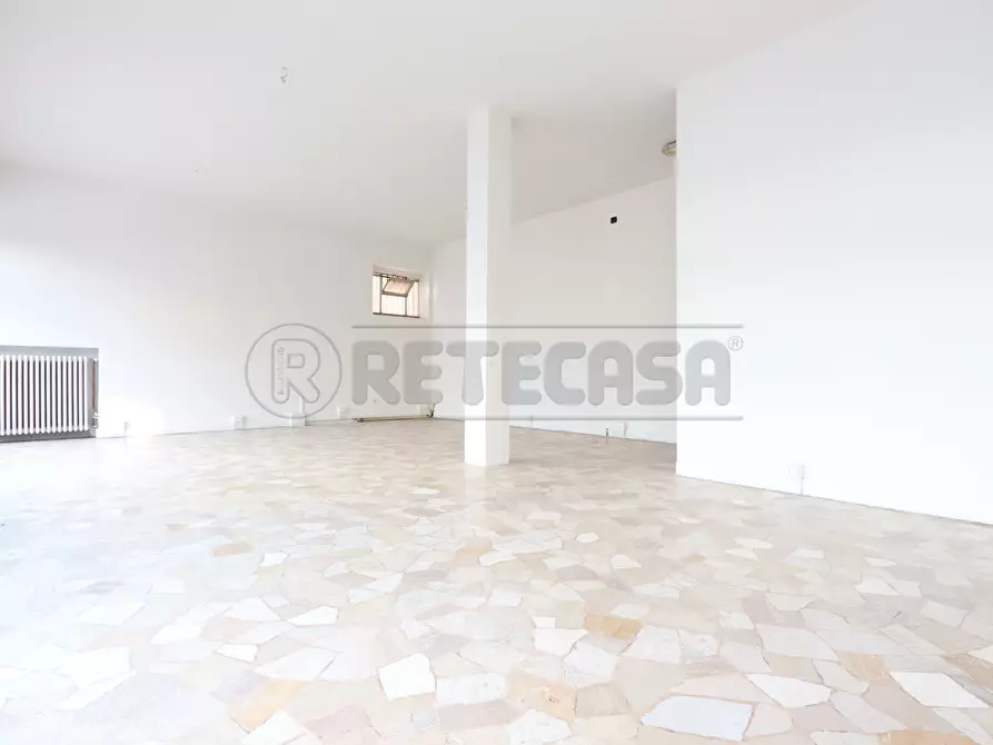 locale commerciale in affitto a Vicenza