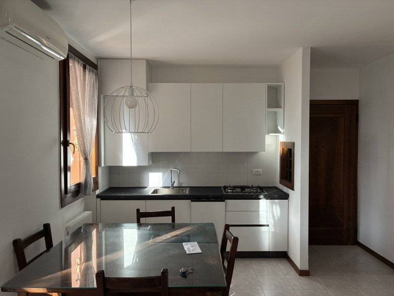 appartamento in affitto a Vicenza in zona San Bortolo/San Paolo
