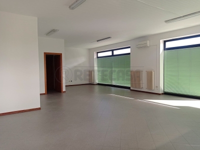 locale commerciale in affitto a Villaverla