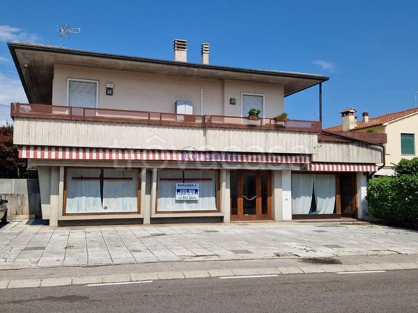 negozio in affitto a Zanè