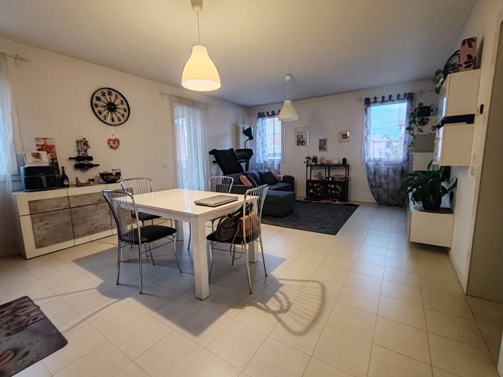 appartamento in affitto a Zanè