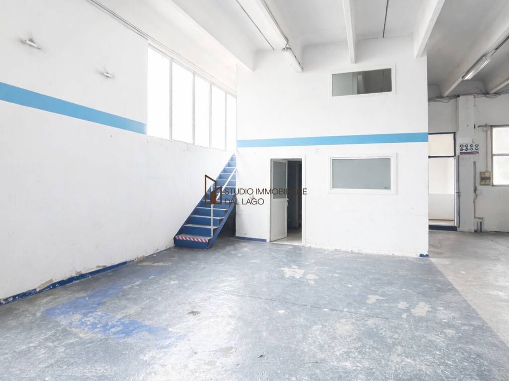 locale commerciale in affitto a Zanè