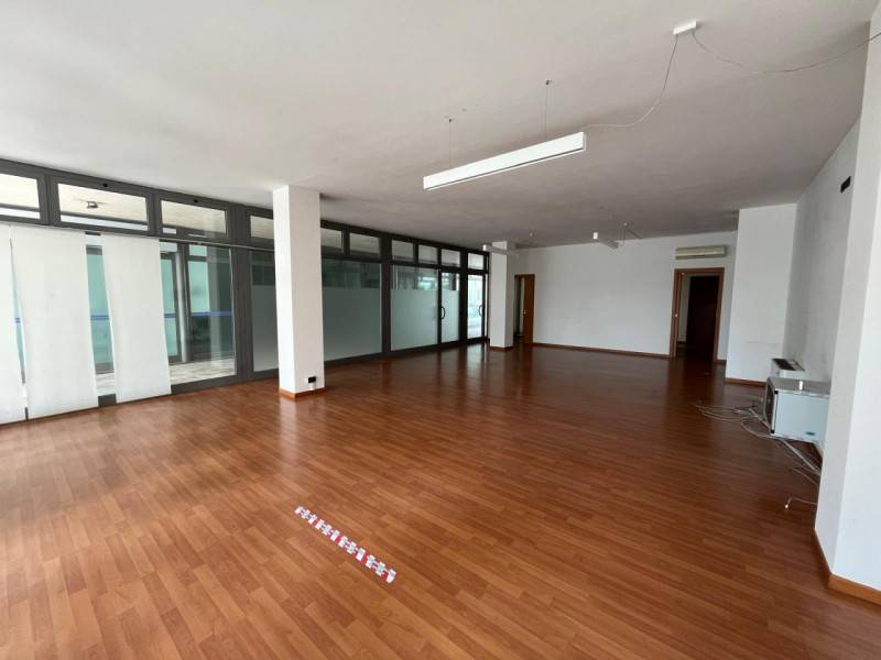 ufficio in affitto a Barbarano Mossano