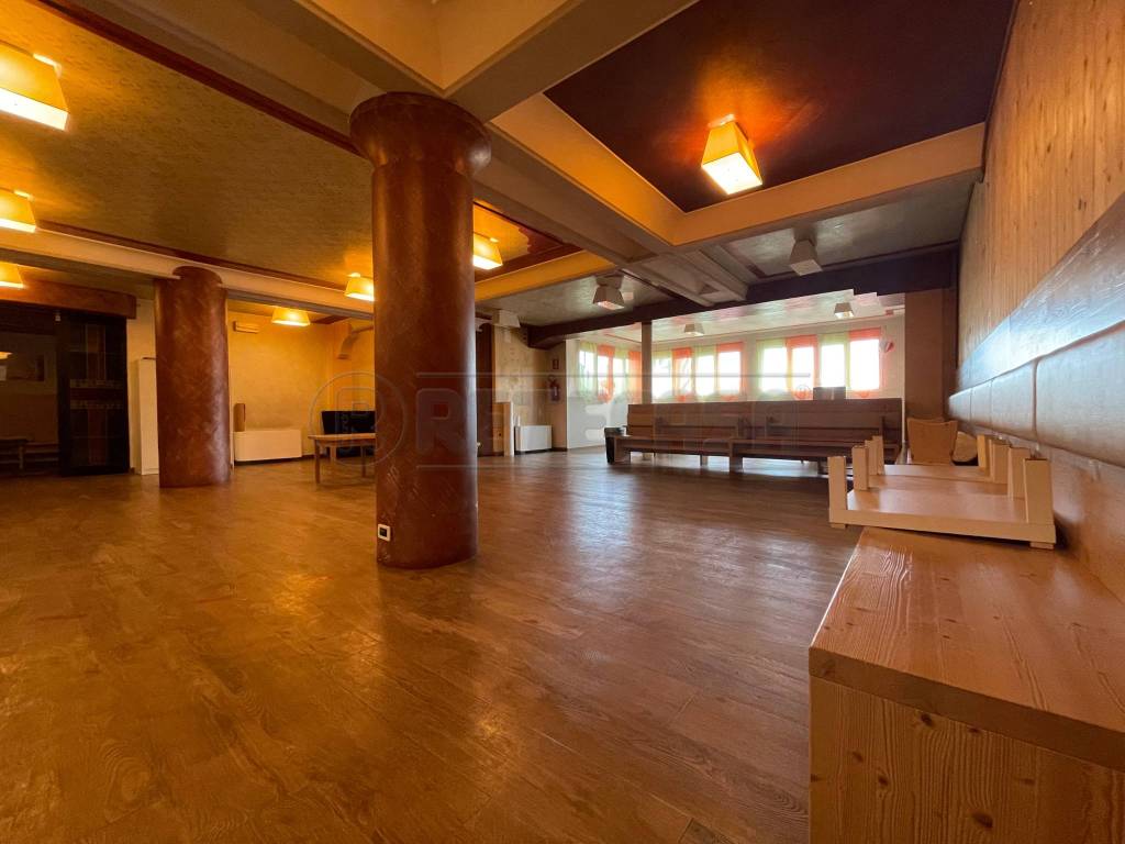 negozio in affitto a Colceresa in zona Villa