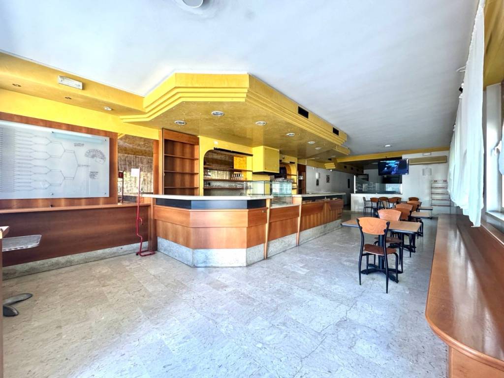 negozio in affitto a Colceresa in zona Mason Vicentino