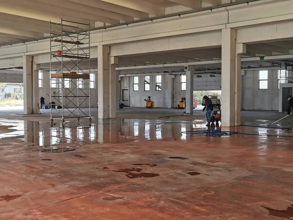 locale commerciale in affitto a Colceresa in zona Mure