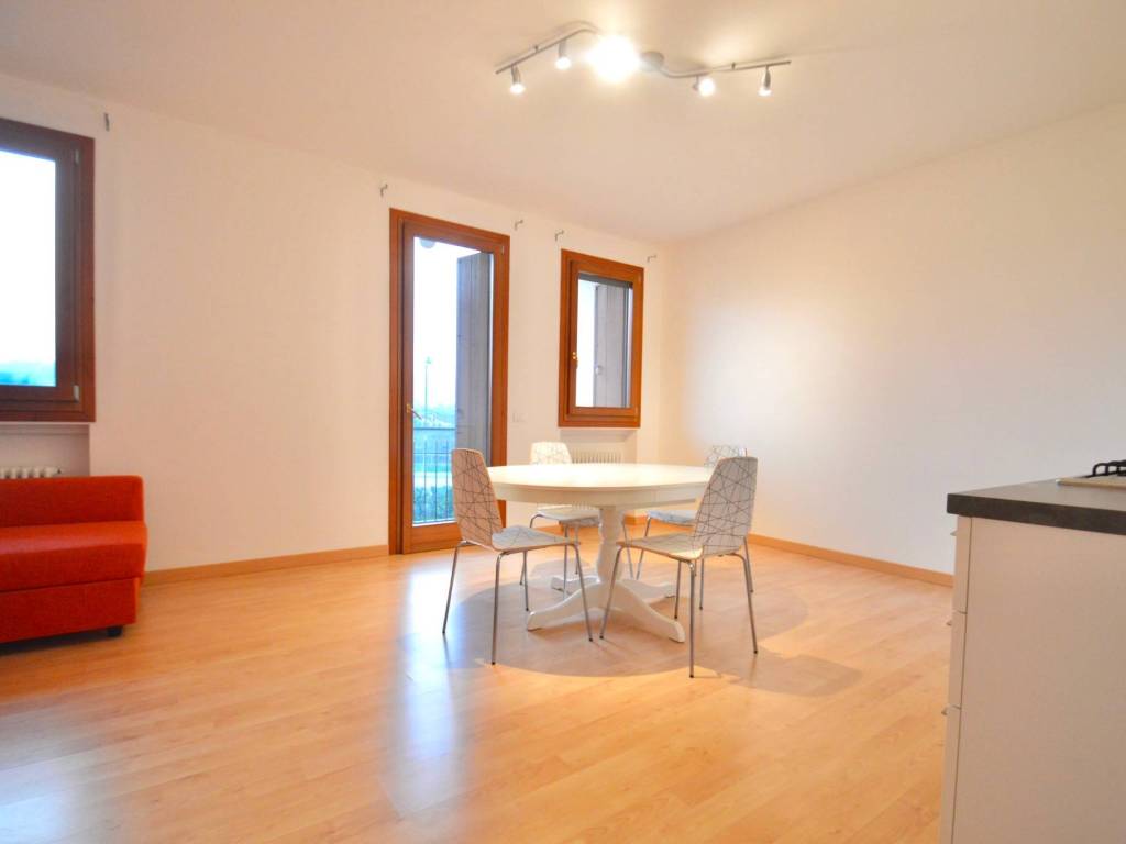 appartamento in affitto a Colceresa in zona Mason Vicentino