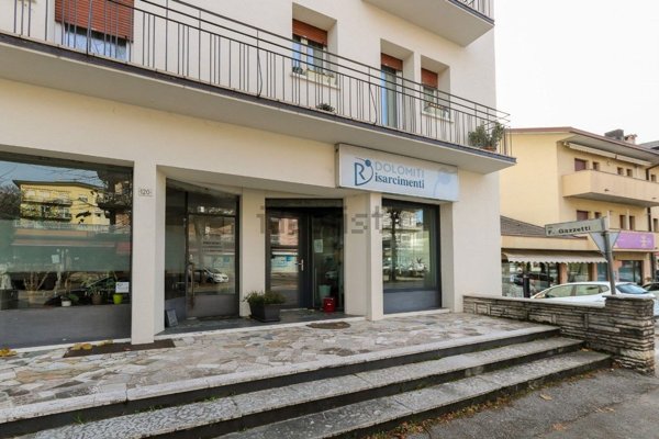 negozio in affitto a Belluno in zona Baldenich