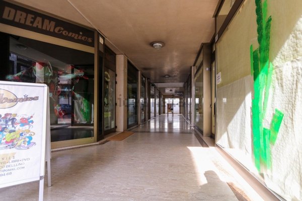 negozio in affitto a Belluno in zona Borgo Garibaldi