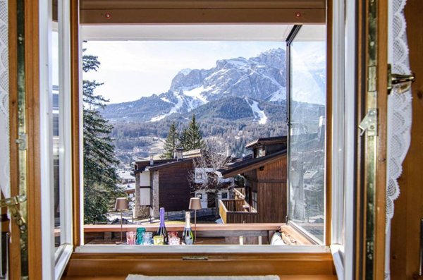 appartamento in affitto a Cortina d'Ampezzo in zona Cianderìes
