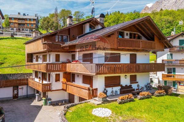 appartamento in affitto a Cortina d'Ampezzo in zona Val