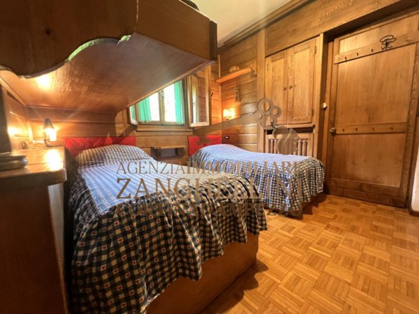 appartamento in affitto a Cortina d'Ampezzo in zona Pezié