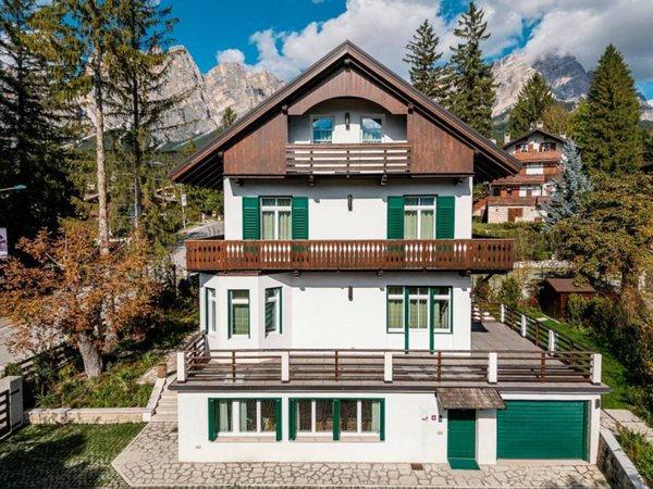 casa indipendente in affitto a Cortina d'Ampezzo in zona Cianderìes