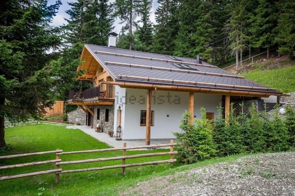 quadrivano in affitto a Cortina d'Ampezzo