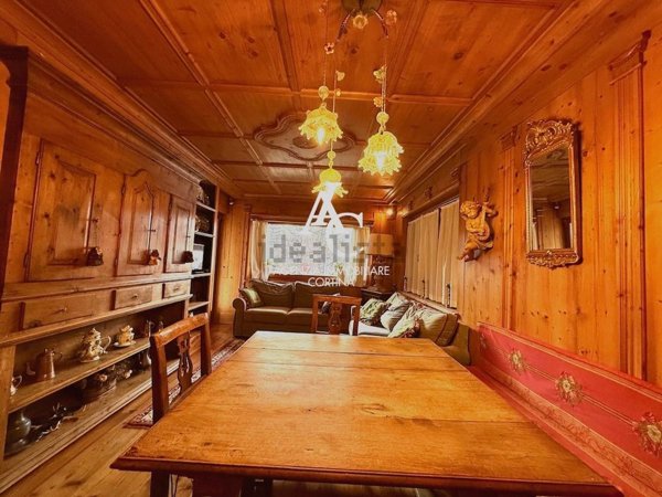 appartamento in affitto a Cortina d'Ampezzo in zona Pecol