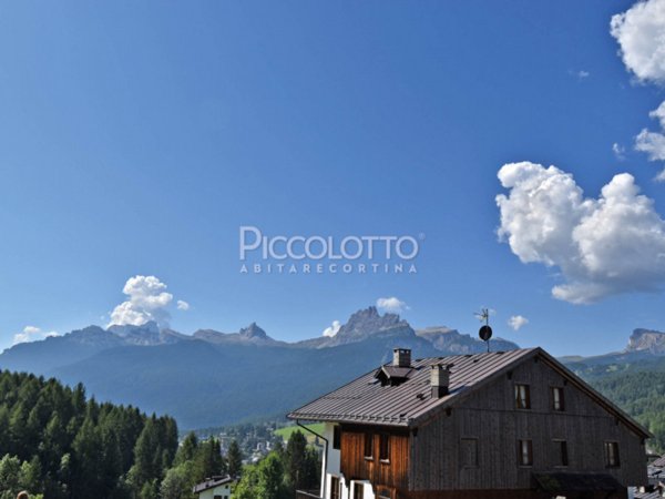 appartamento in affitto a Cortina d'Ampezzo in zona Chiave