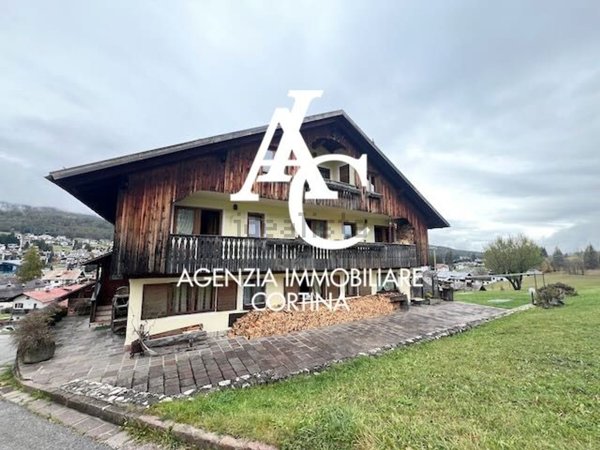 appartamento in affitto a Cortina d'Ampezzo in zona Rònco