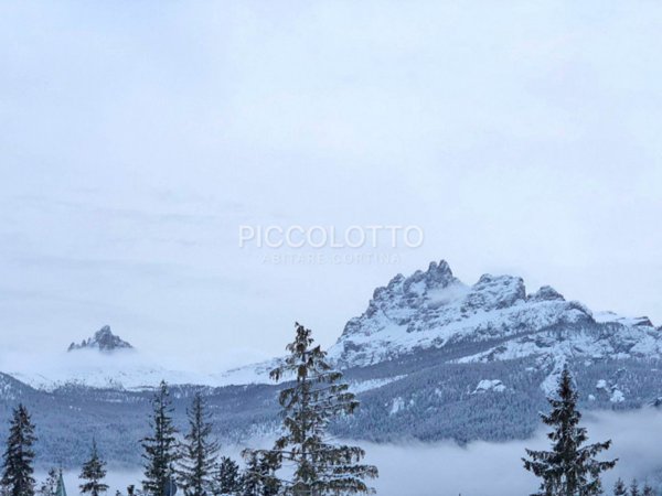 appartamento in affitto a Cortina d'Ampezzo in zona Grava