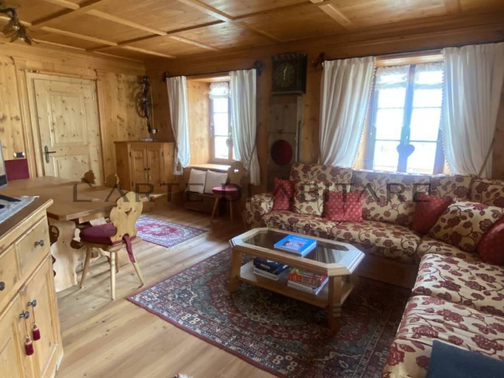 appartamento in affitto a Cortina d'Ampezzo in zona Melères