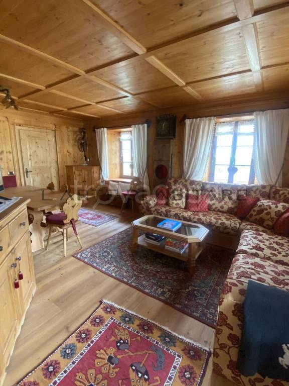 appartamento in affitto a Cortina d'Ampezzo in zona Melères