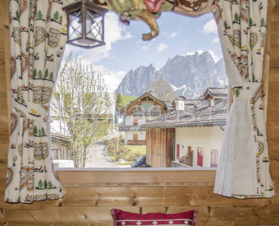 appartamento in affitto a Cortina d'Ampezzo in zona Campo