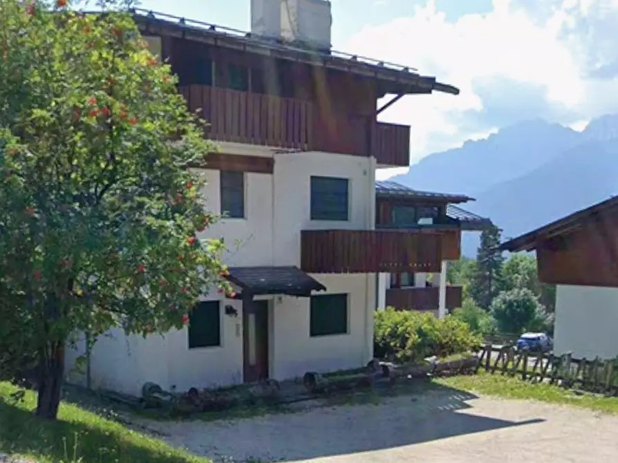 appartamento in affitto a Cortina d'Ampezzo in zona Cianderìes