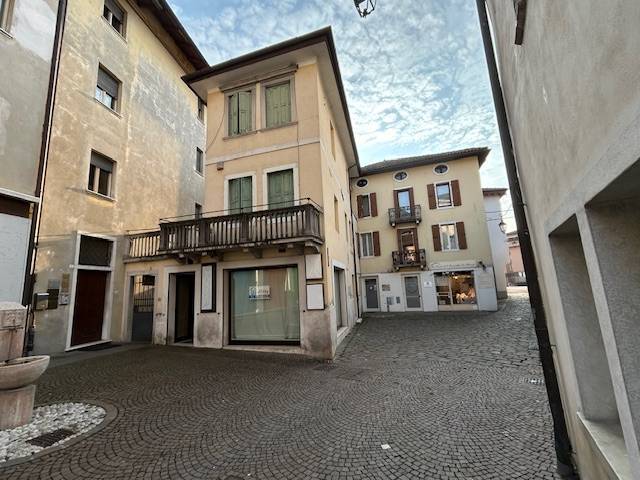 negozio in affitto a Feltre